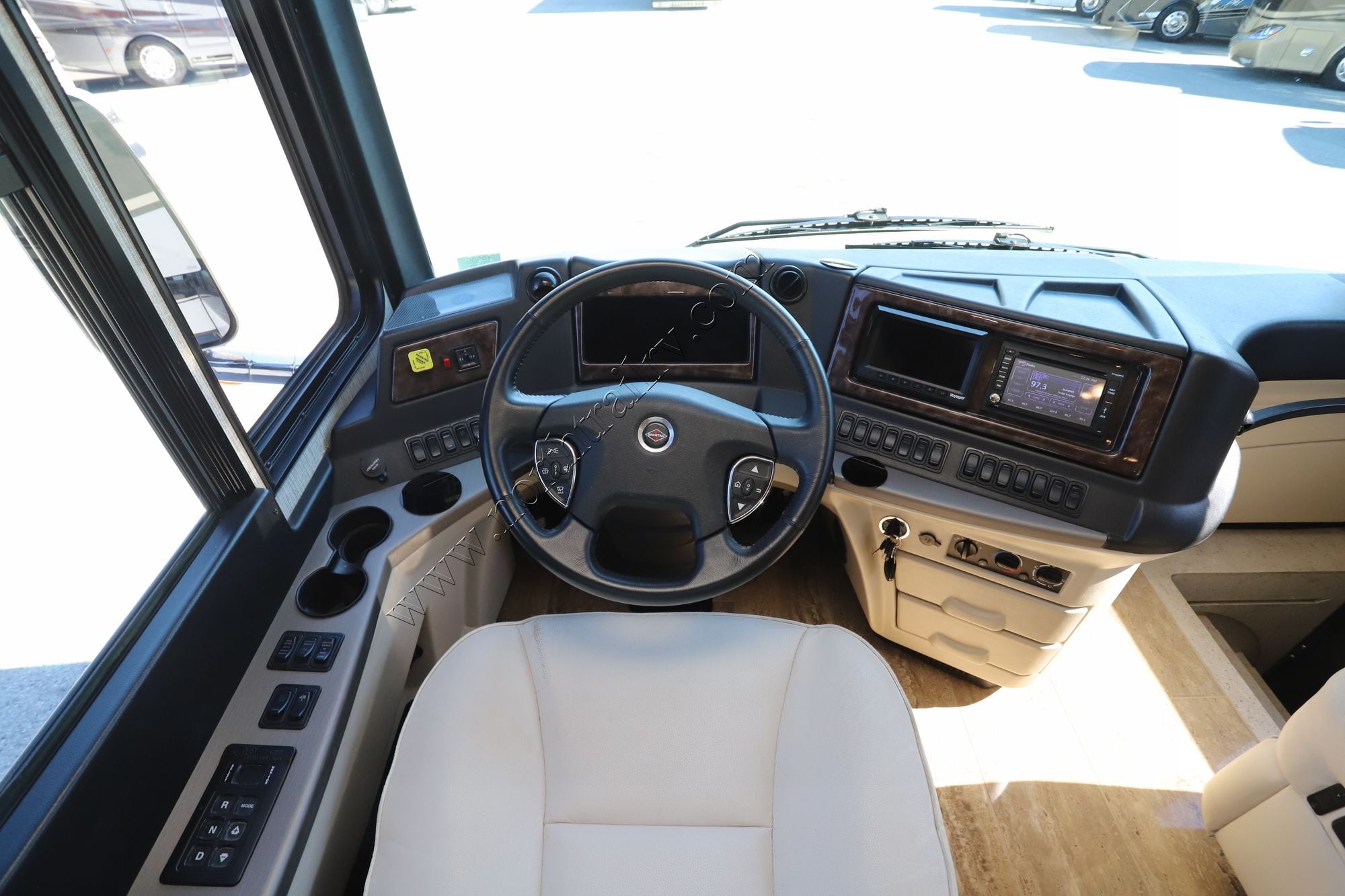 Used 2020 Newmar Dutch Star 4310 Class A  For Sale