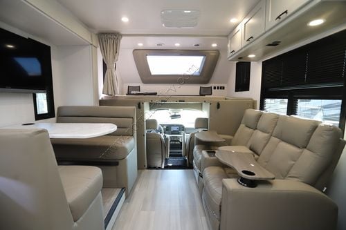 2026 Dynamax Isata 6 31KS 4X4