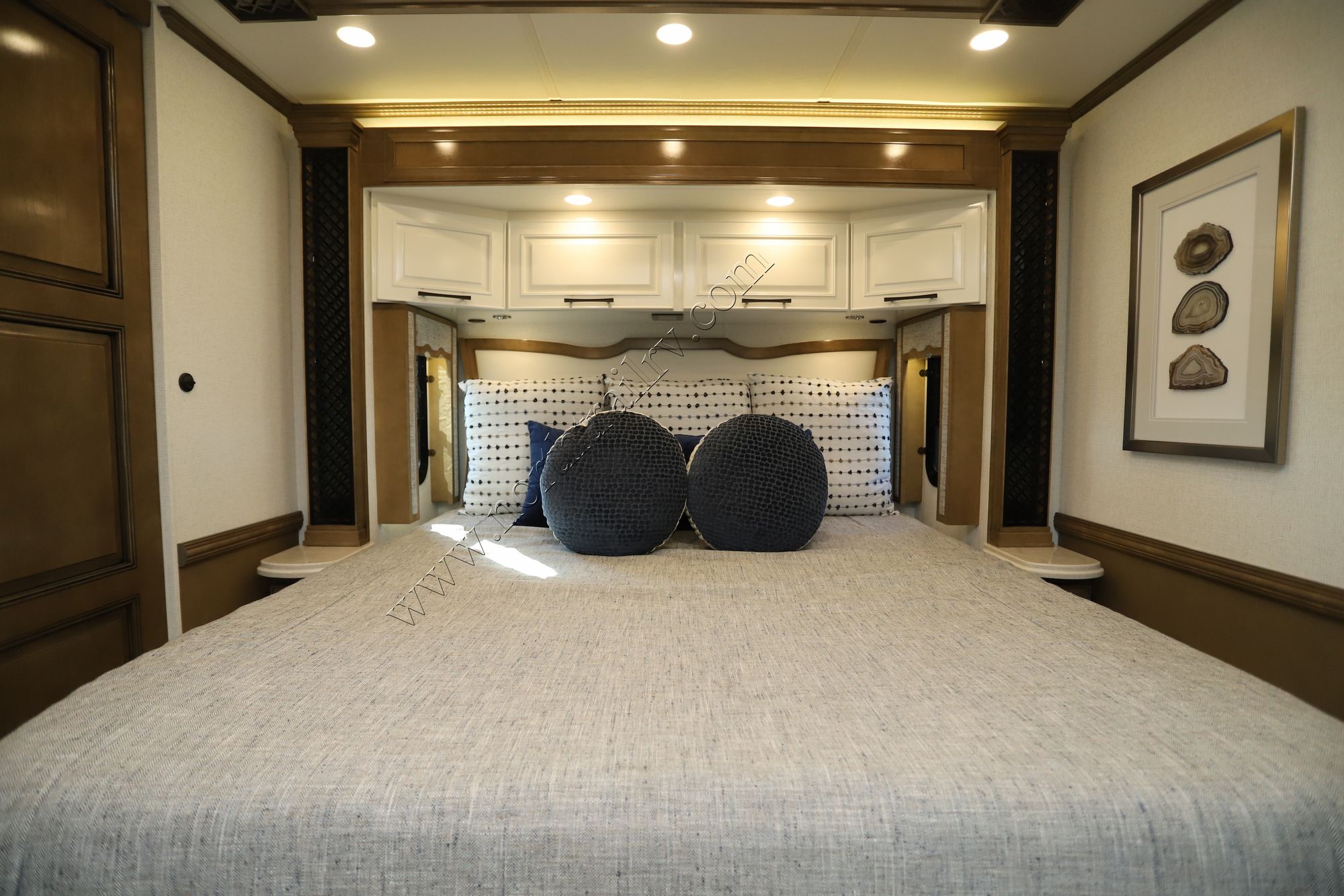 New 2026 Newmar London Aire 4540 Class A  For Sale