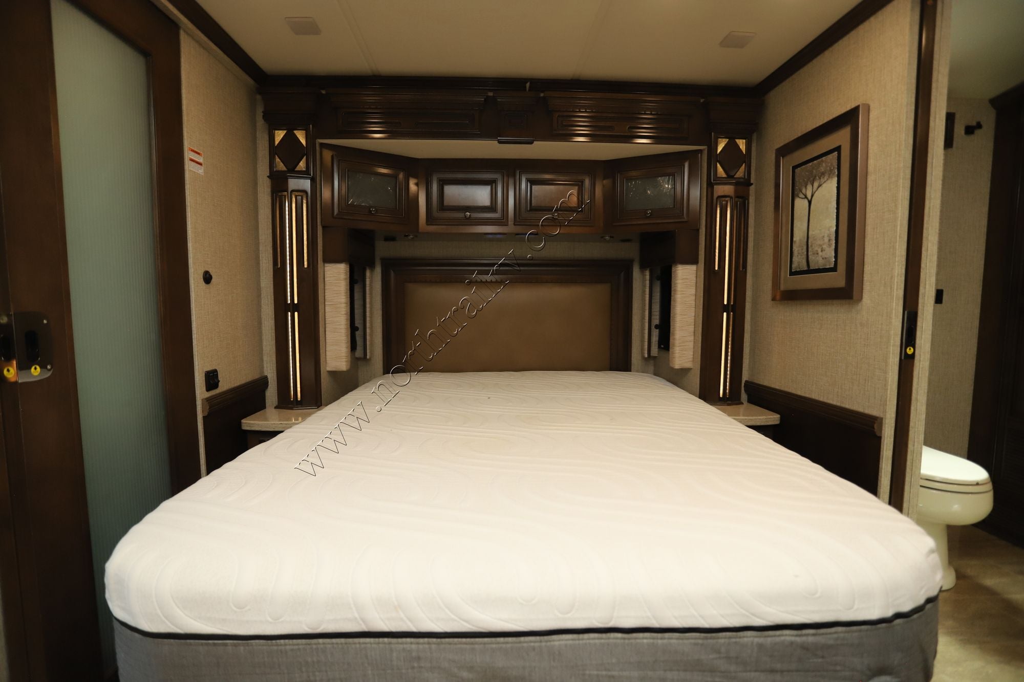 Used 2020 Newmar Dutch Star 4310 Class A  For Sale