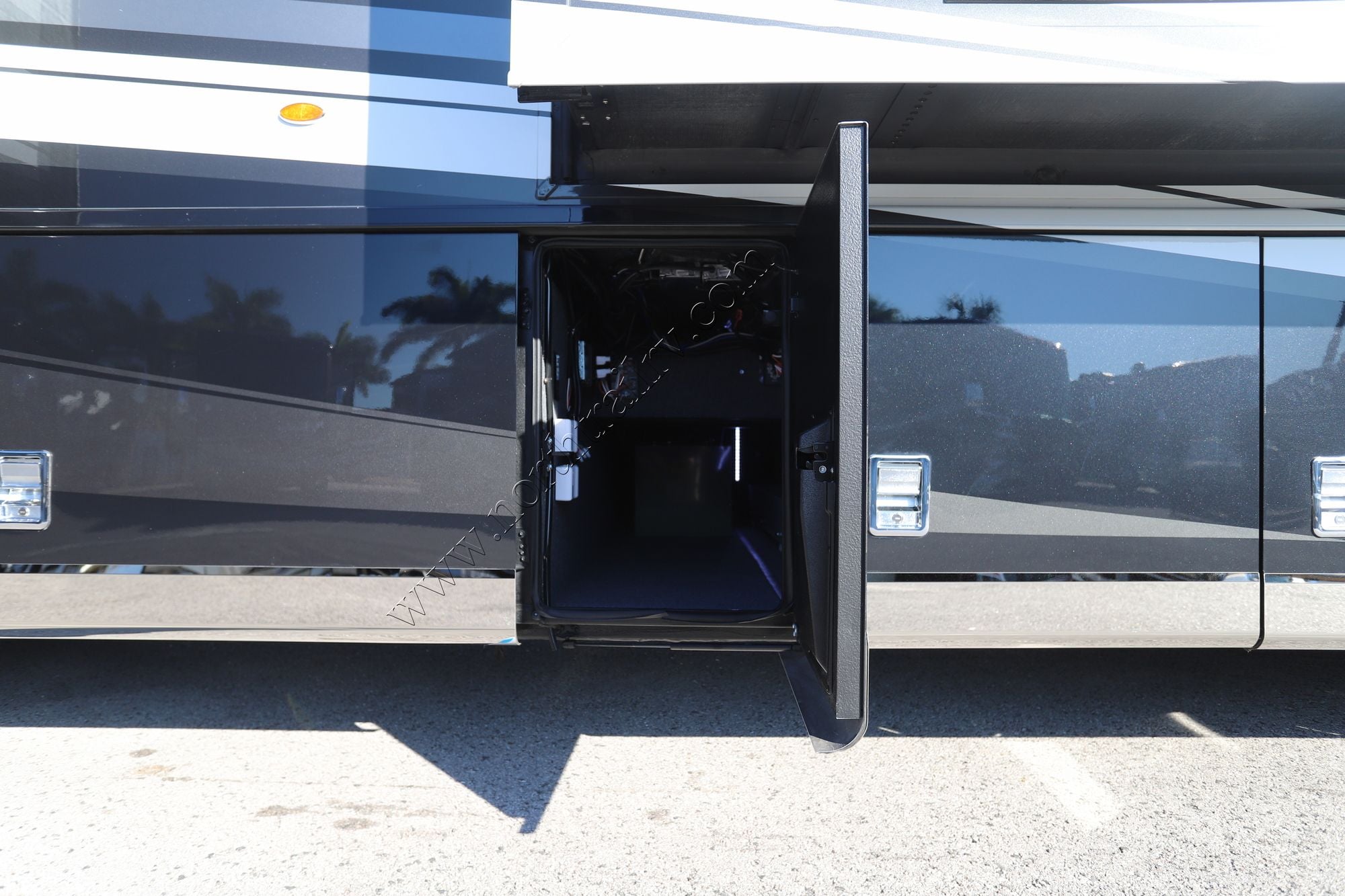 New 2026 Newmar Dutch Star 3836 Class A  For Sale