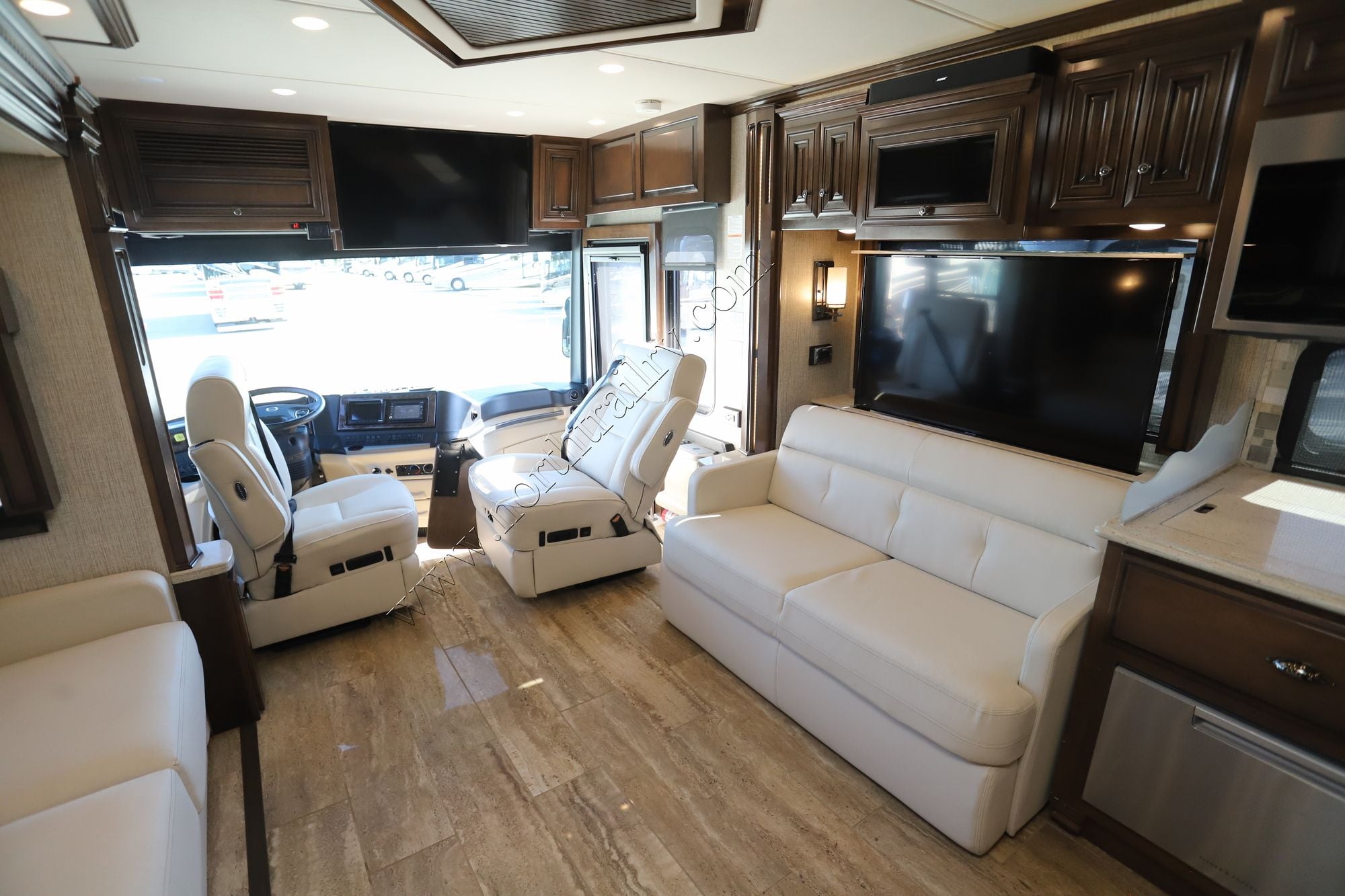 Used 2020 Newmar Dutch Star 4310 Class A  For Sale