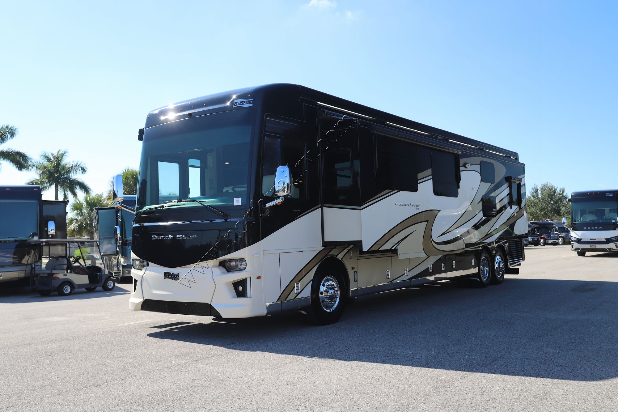 Used 2020 Newmar Dutch Star 4310 Class A  For Sale