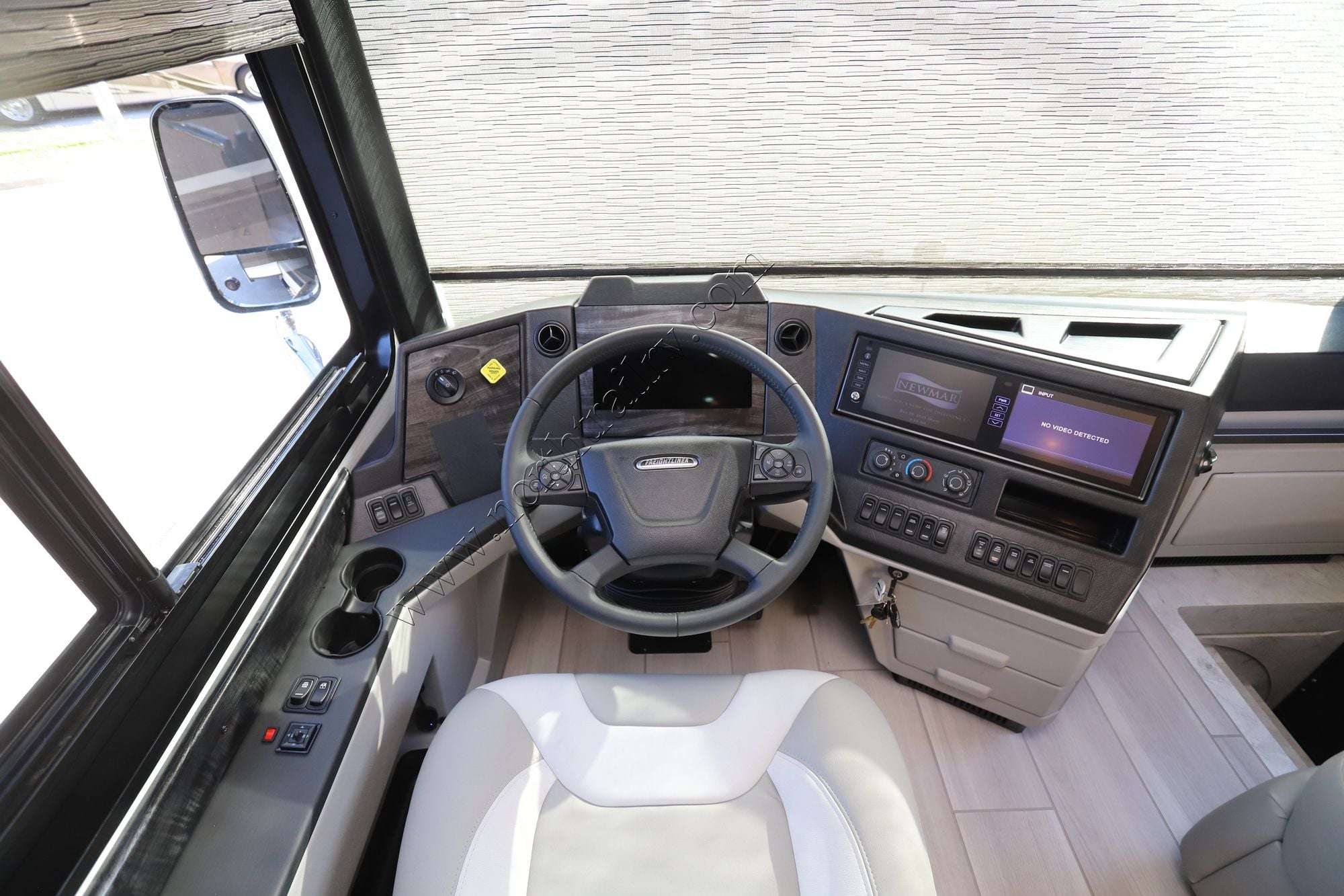 New 2026 Newmar Dutch Star 3836 Class A  For Sale