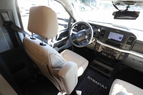 2026 Dynamax Isata 6 31KS 4X4