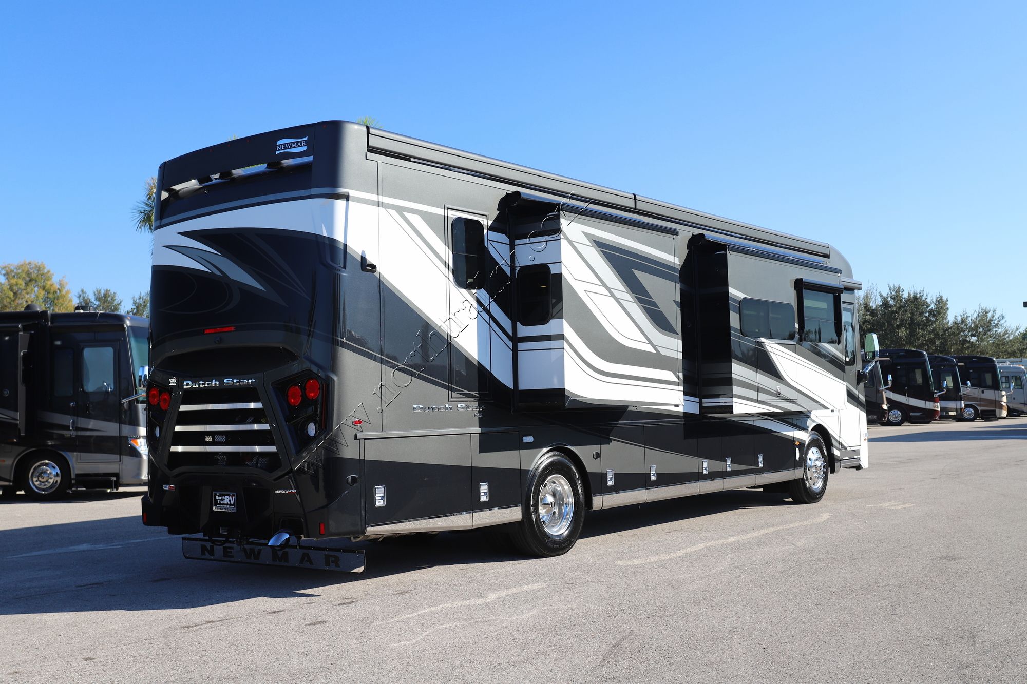 New 2026 Newmar Dutch Star 3836 Class A  For Sale