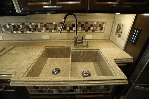 2018 Tiffin Motor Homes Allegro Bus 37AP