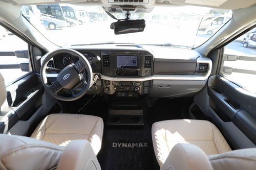 2026 Dynamax Isata 6 31KS 4X4