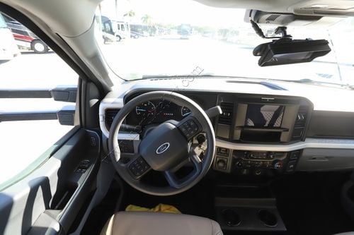 2026 Dynamax Isata 6 31KS 4X4