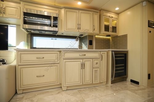 2024 Newmar Essex 4595 Class A