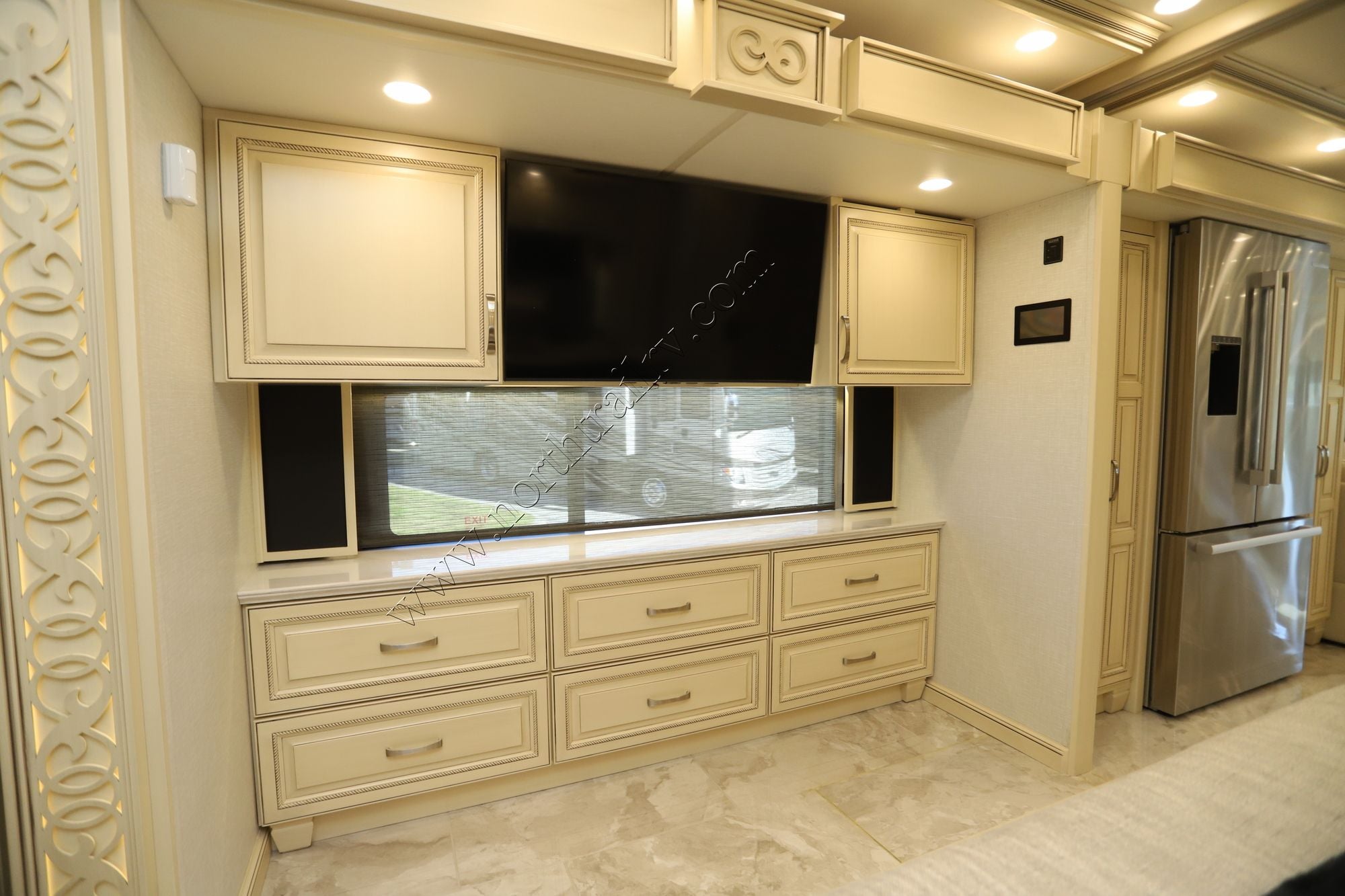 Used 2024 Newmar Essex 4595 Class A  For Sale