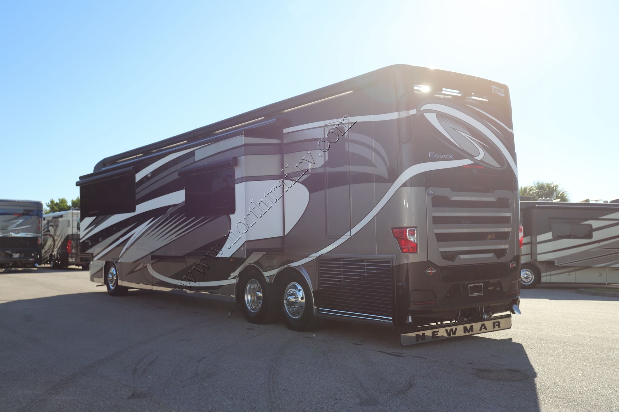 Used 2024 Newmar Essex 4595 Class A  For Sale
