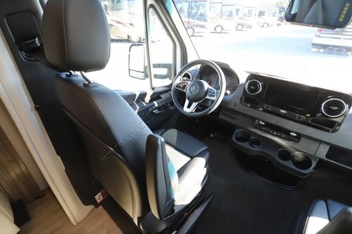 2025 Renegade Rv Vienna 25RML