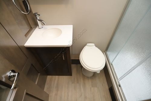 2025 Renegade Rv Vienna 25RML