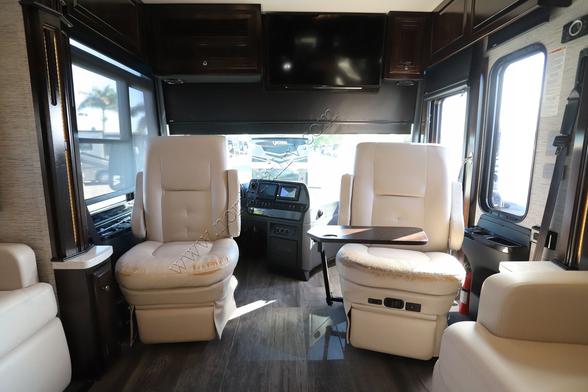 Used 2018 Newmar Dutch Star 4369 Class A  For Sale