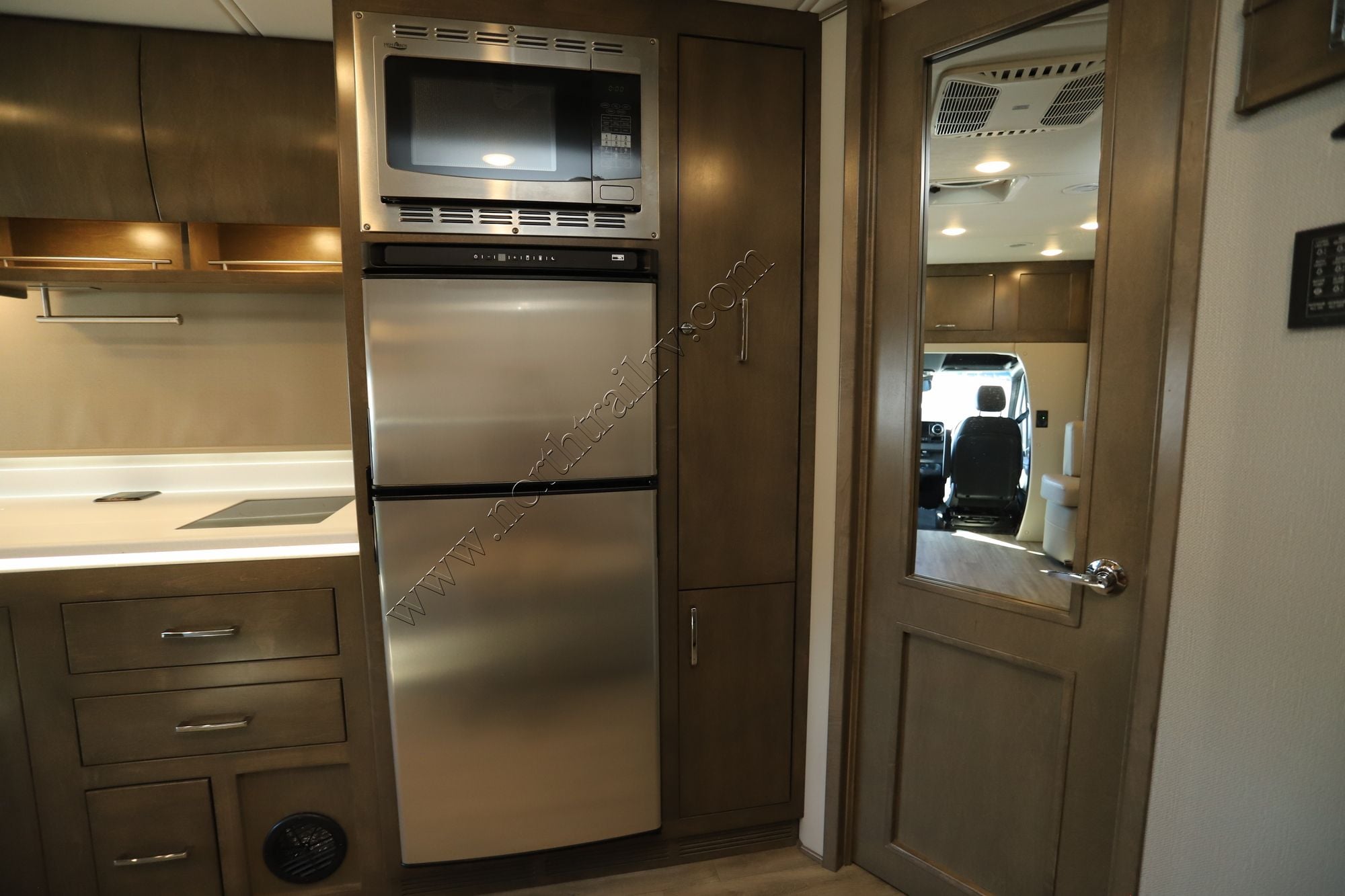 Used 2025 Renegade Rv Vienna 25RML Class C  For Sale