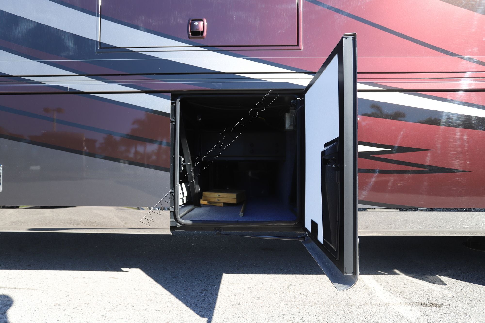 Used 2018 Newmar Dutch Star 4369 Class A  For Sale