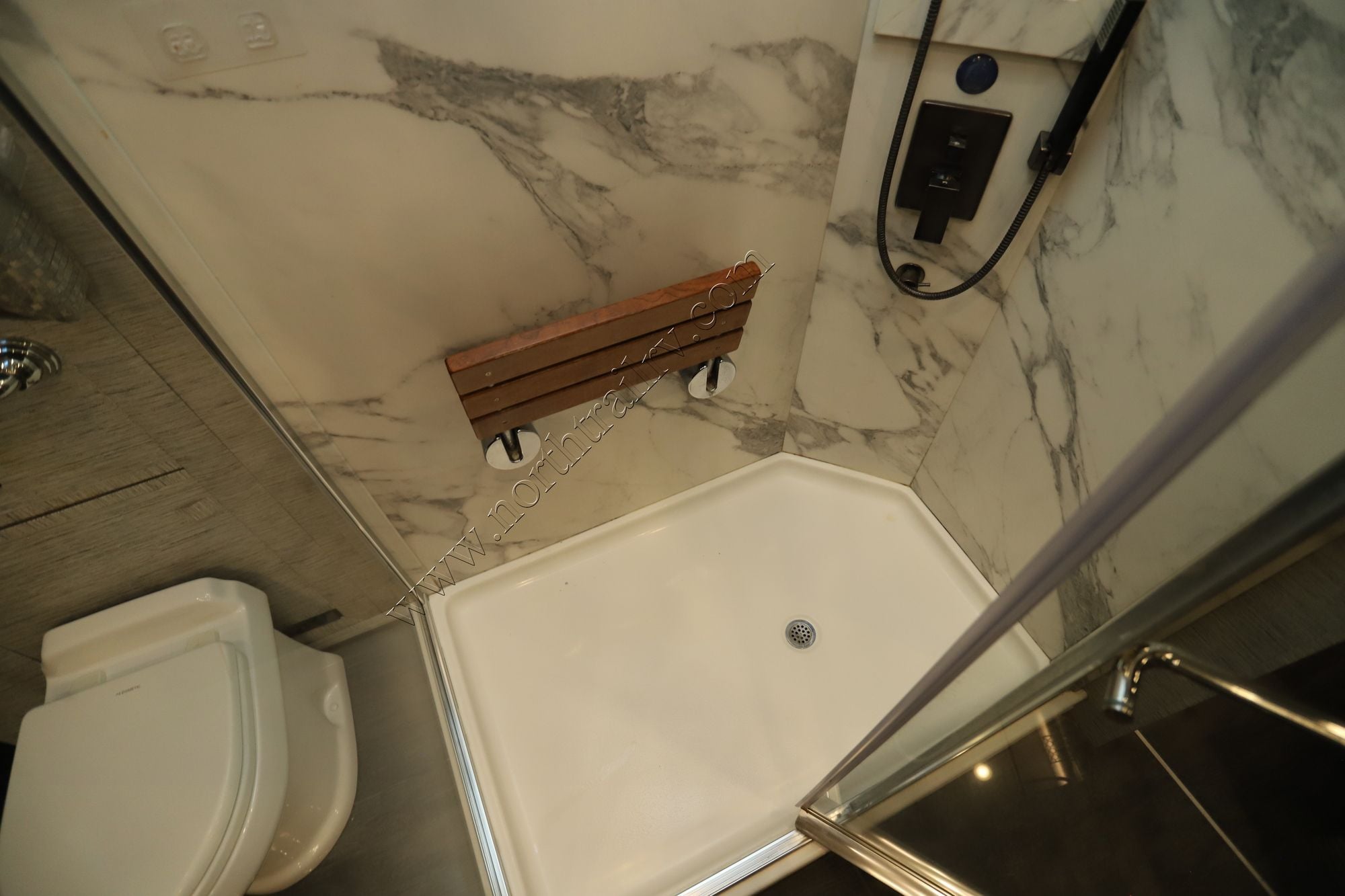 Used 2018 Newmar Dutch Star 4369 Class A  For Sale