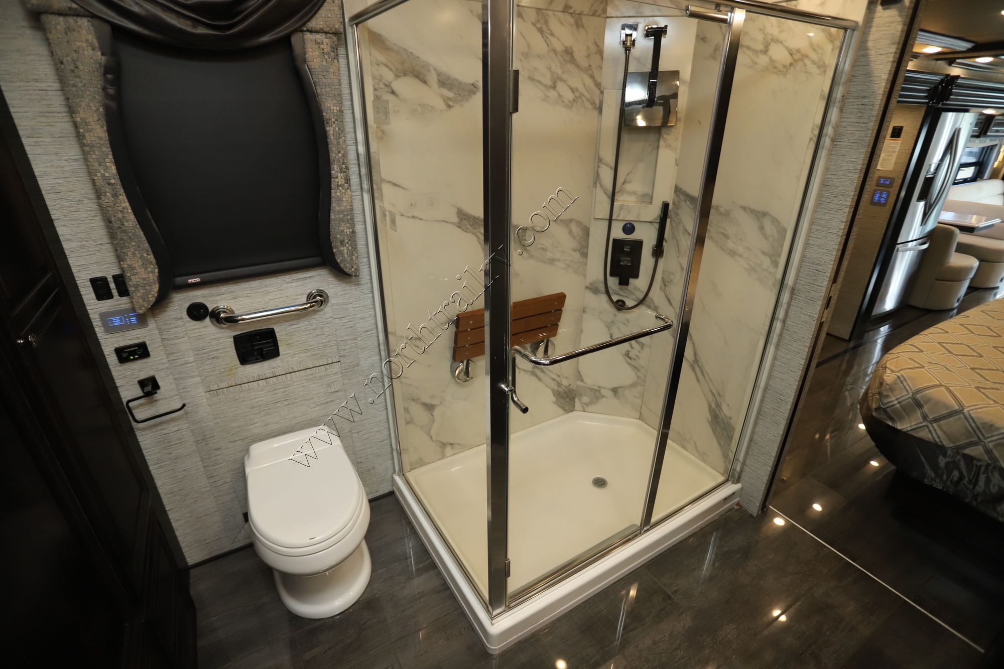 Used 2018 Newmar Dutch Star 4369 Class A  For Sale