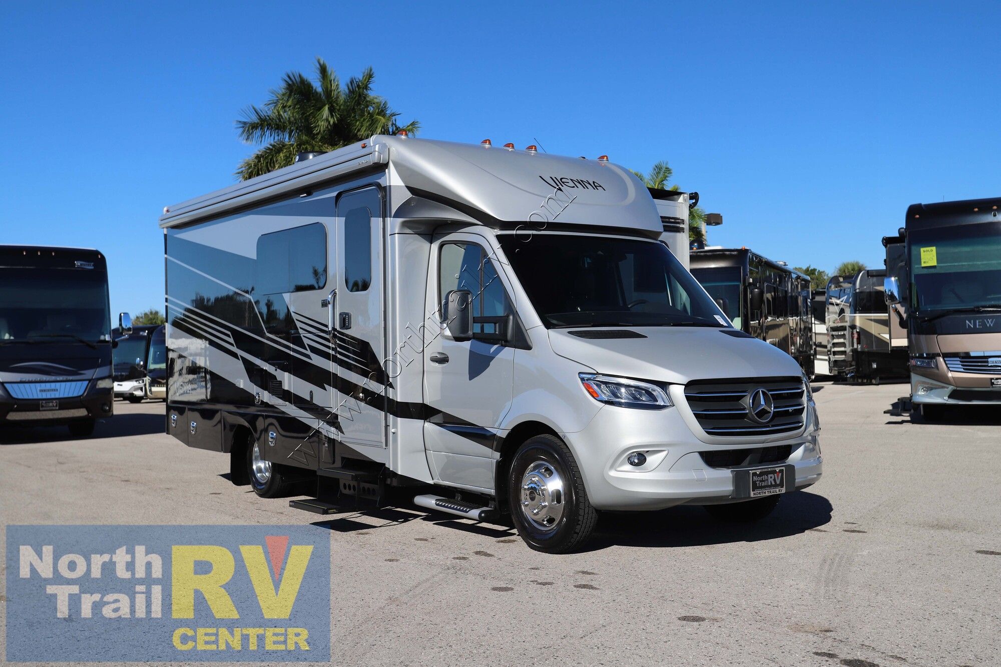 Used 2025 Renegade Rv Vienna 25RML Class C  For Sale