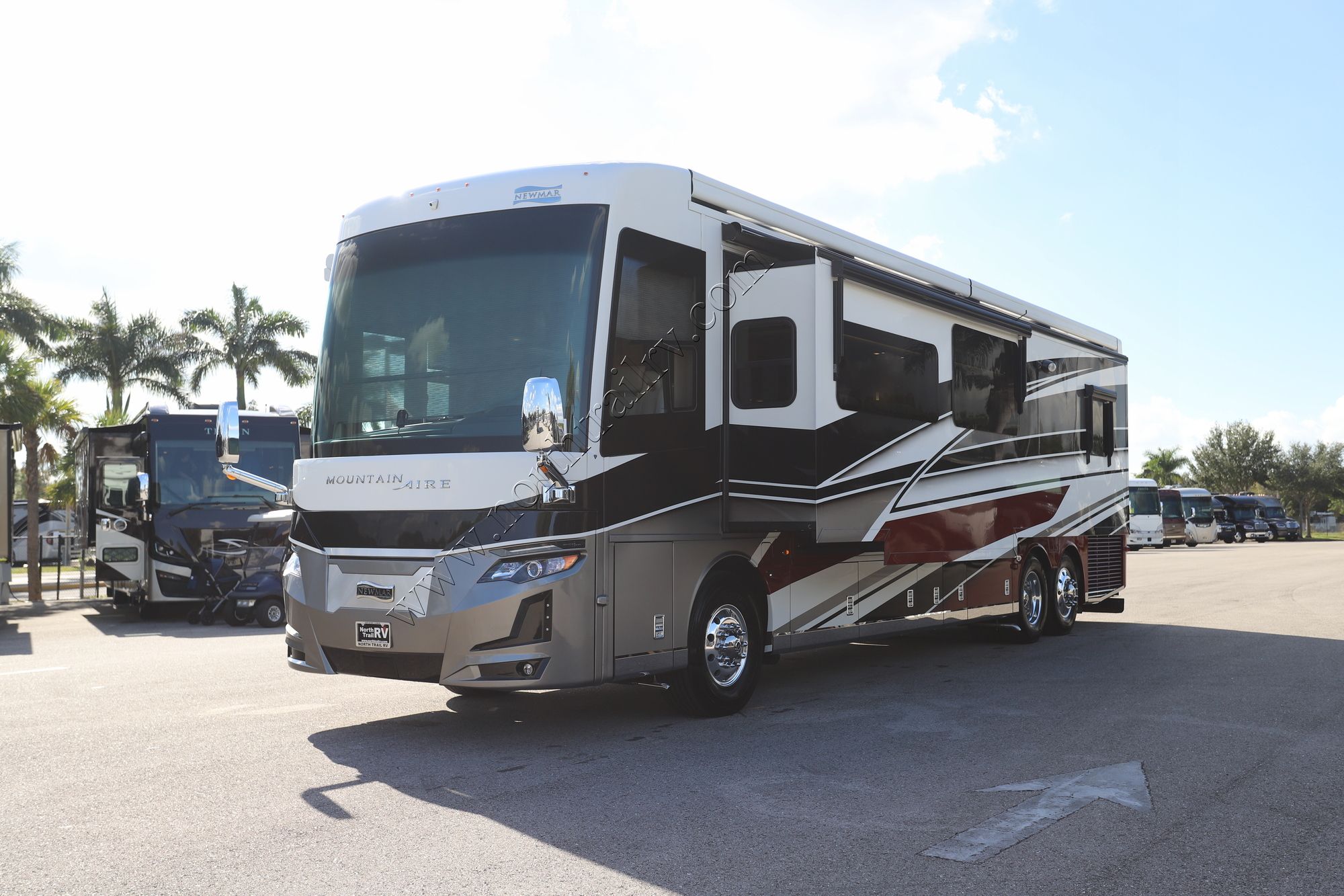 Used 2025 Newmar Mountain Aire 4118 Class A  For Sale