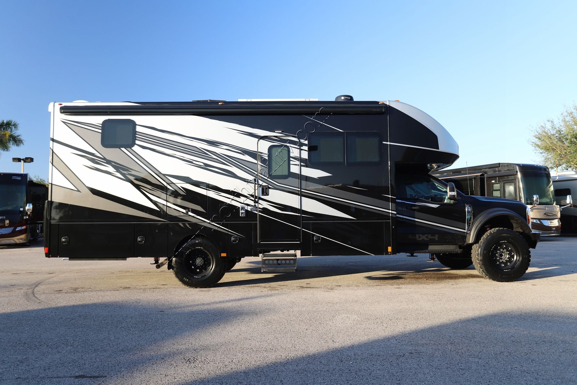 New 2026 Renegade Rv Veracruz 32VDS Super C  For Sale