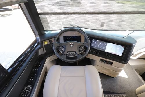 2025 Newmar Mountain Aire 4118