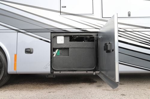 2026 Tiffin Motor Homes Phaeton 35CH