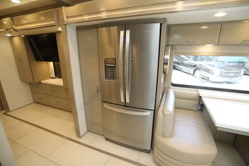 2025 Newmar Mountain Aire 4118