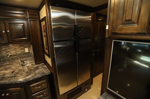 2016 Tiffin Motor Homes Allegro Red 38QBA Class A