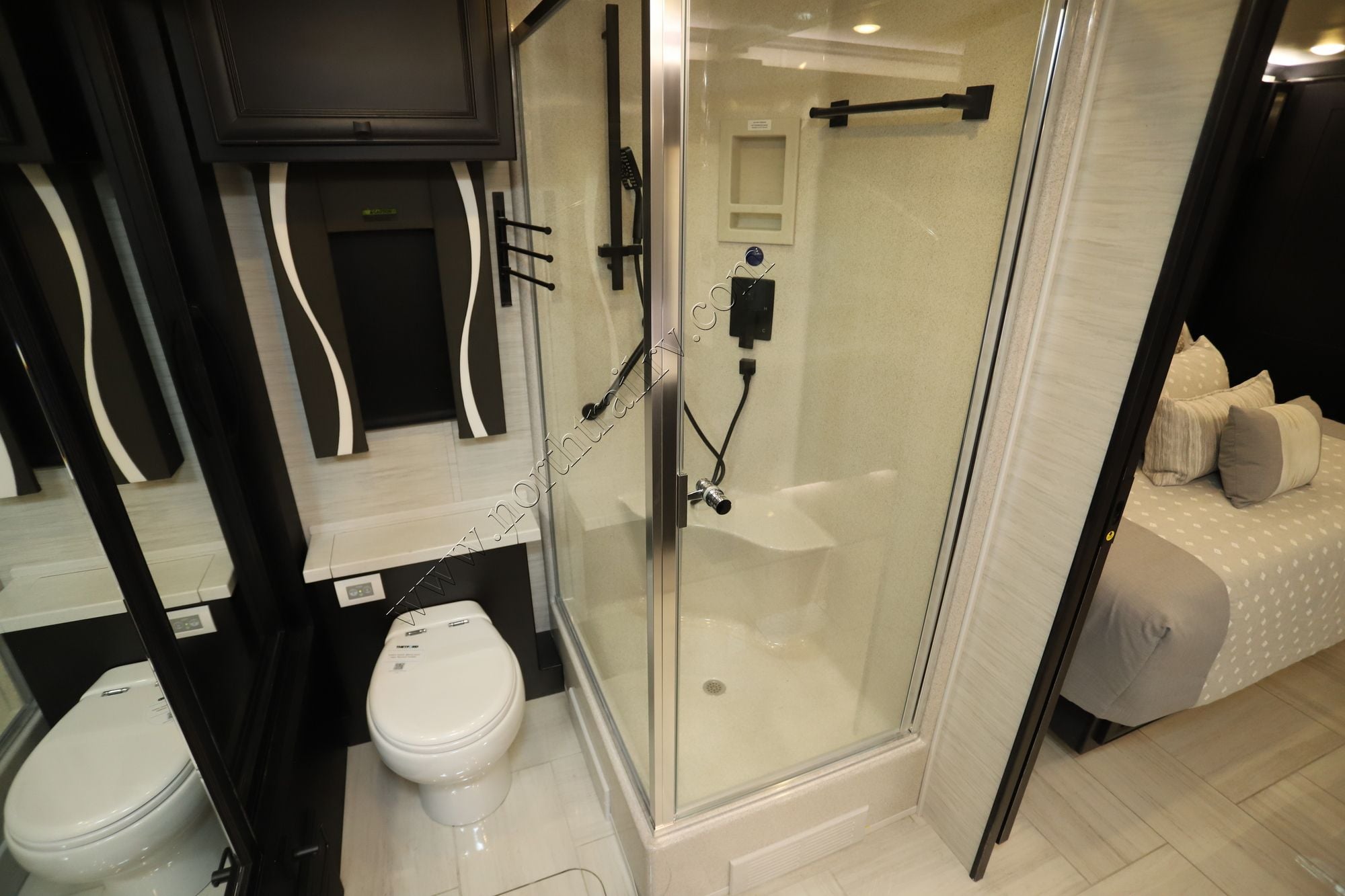 New 2026 Tiffin Motor Homes Phaeton 35CH Class A  For Sale