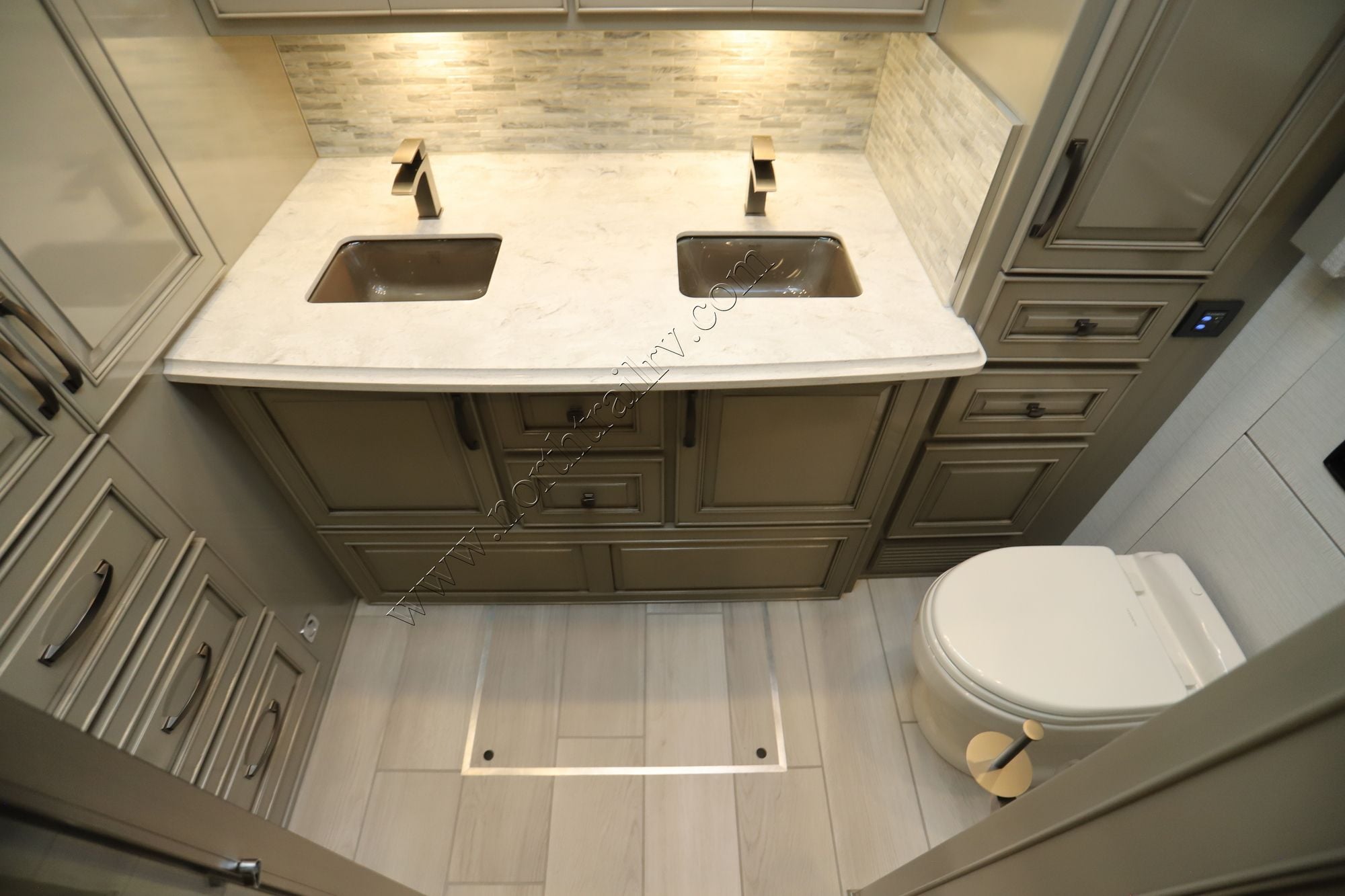 New 2026 Newmar Dutch Star 4325 Class A  For Sale