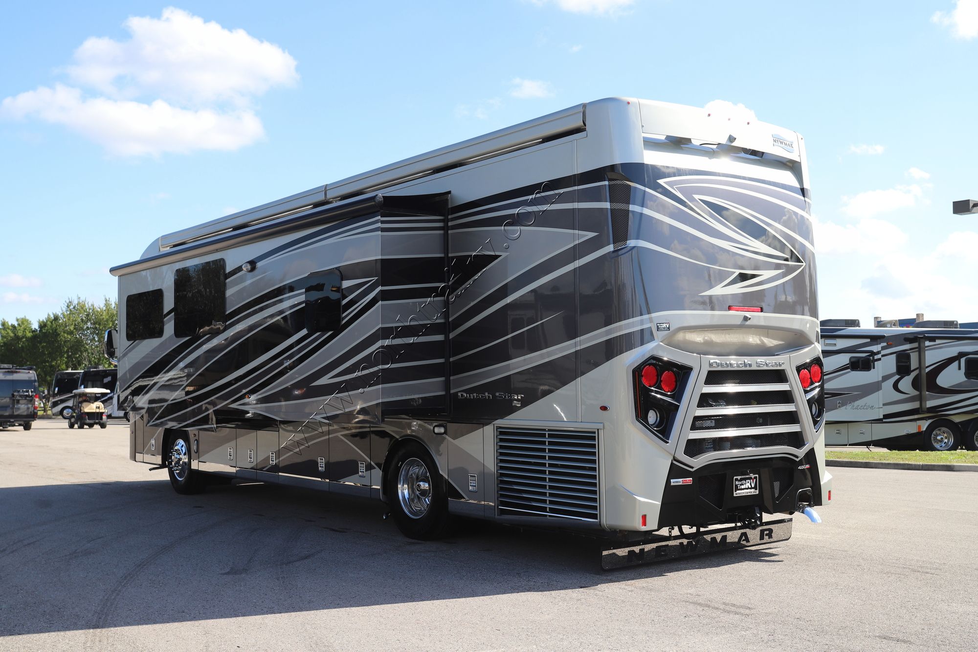 Used 2023 Newmar Dutch Star 3736 Class A  For Sale