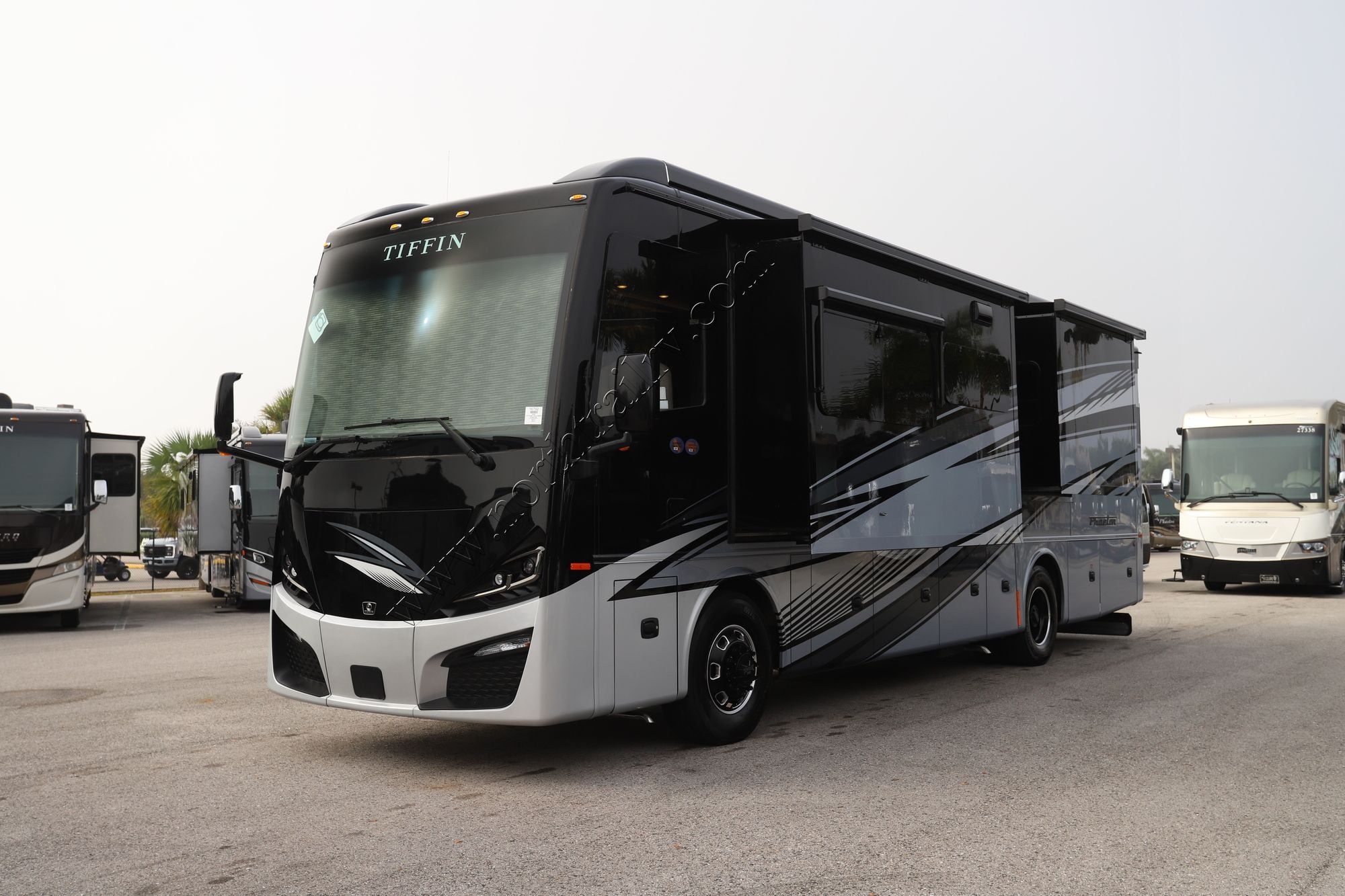 New 2026 Tiffin Motor Homes Phaeton 35CH Class A  For Sale