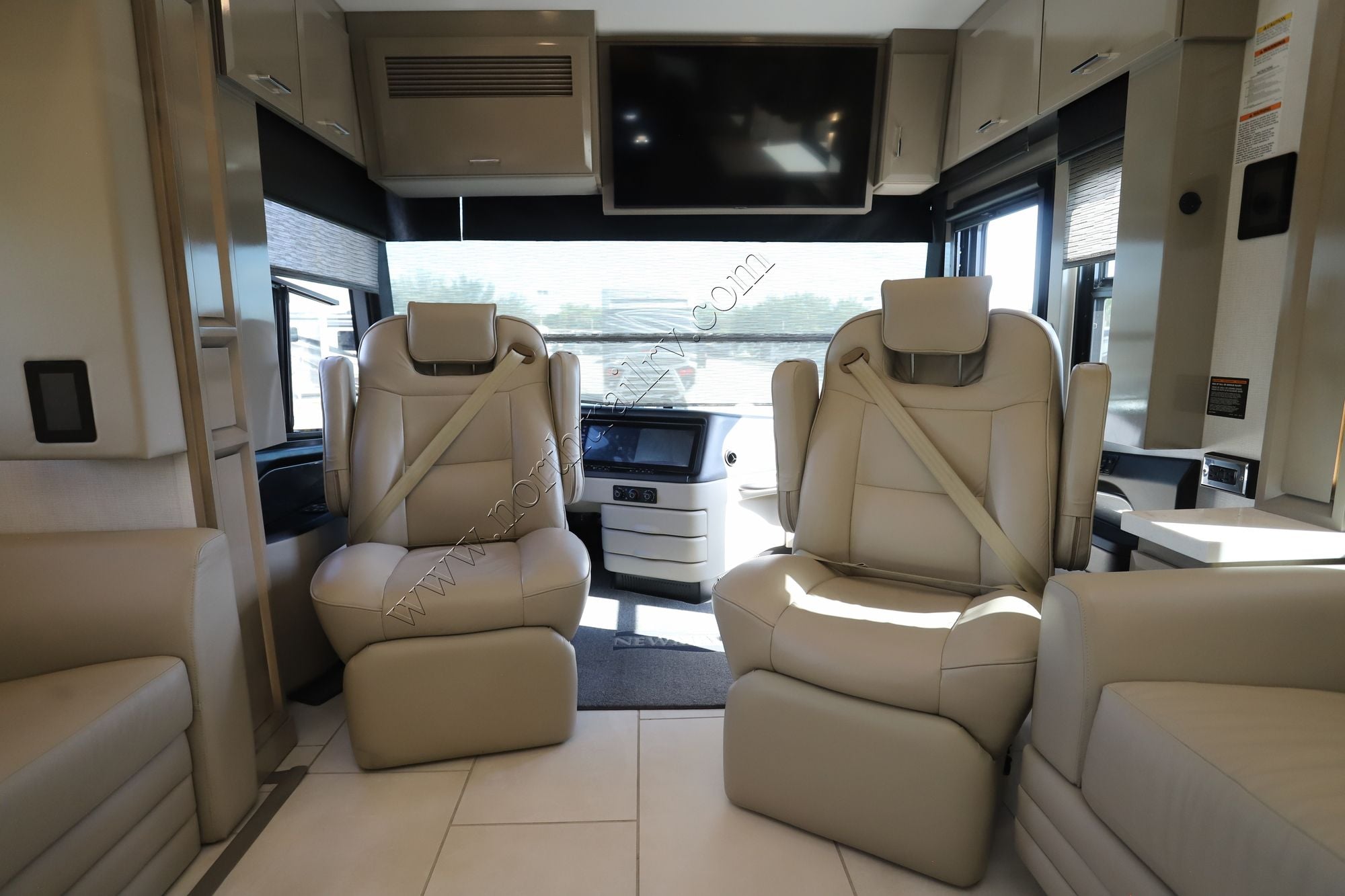 Used 2025 Newmar Mountain Aire 4118 Class A  For Sale