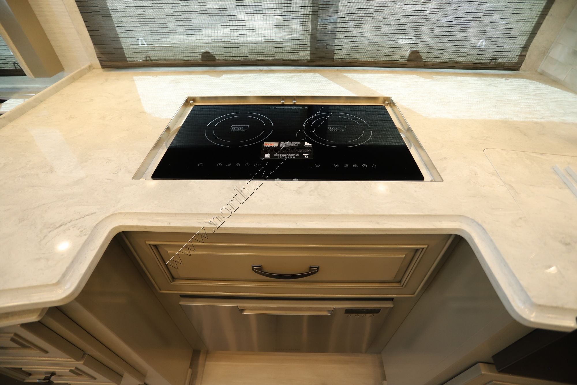 New 2026 Newmar Dutch Star 4325 Class A  For Sale