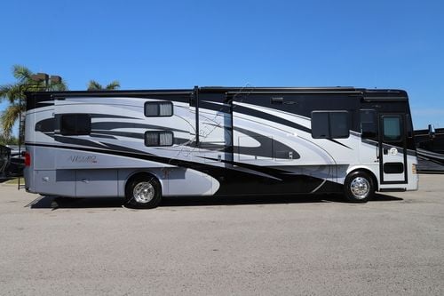 2016 Tiffin Motor Homes Allegro Red 38QBA Class A