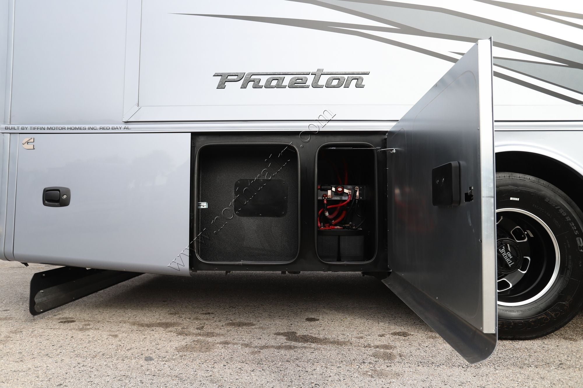 New 2026 Tiffin Motor Homes Phaeton 35CH Class A  For Sale