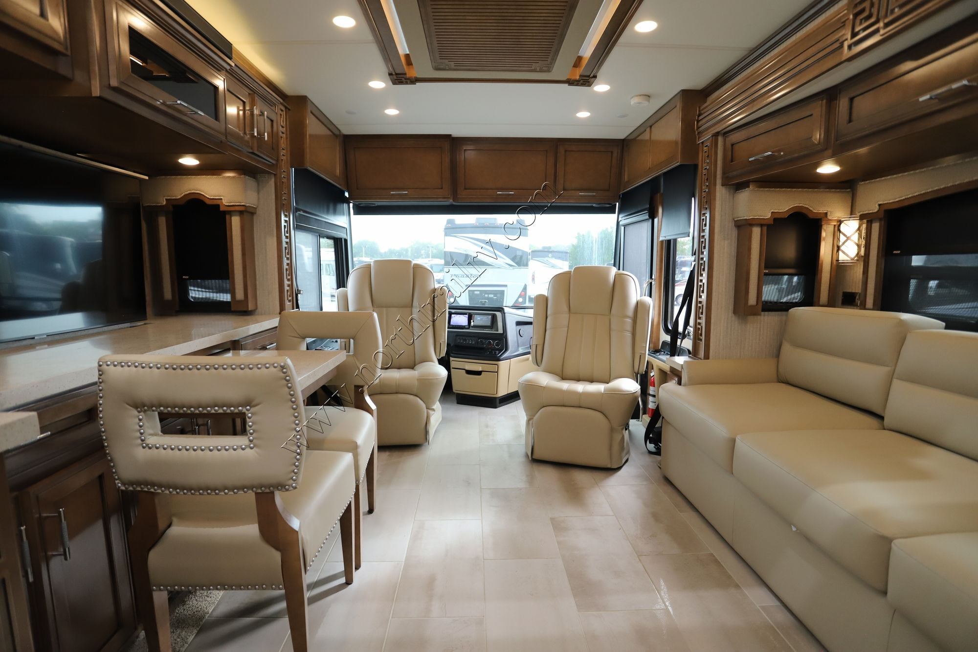 Used 2023 Newmar Ventana 3407 Class A  For Sale