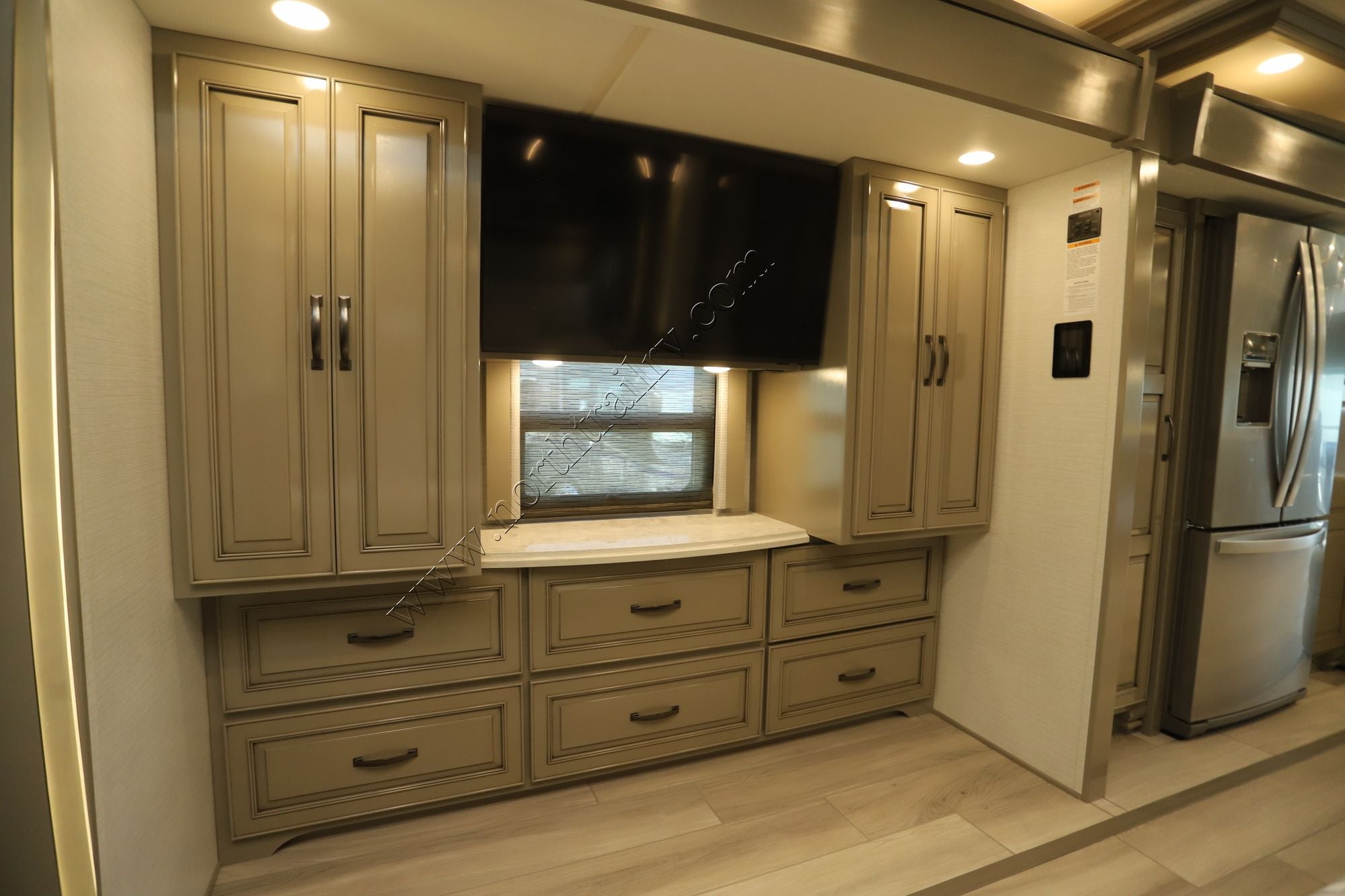 New 2026 Newmar Dutch Star 4325 Class A  For Sale