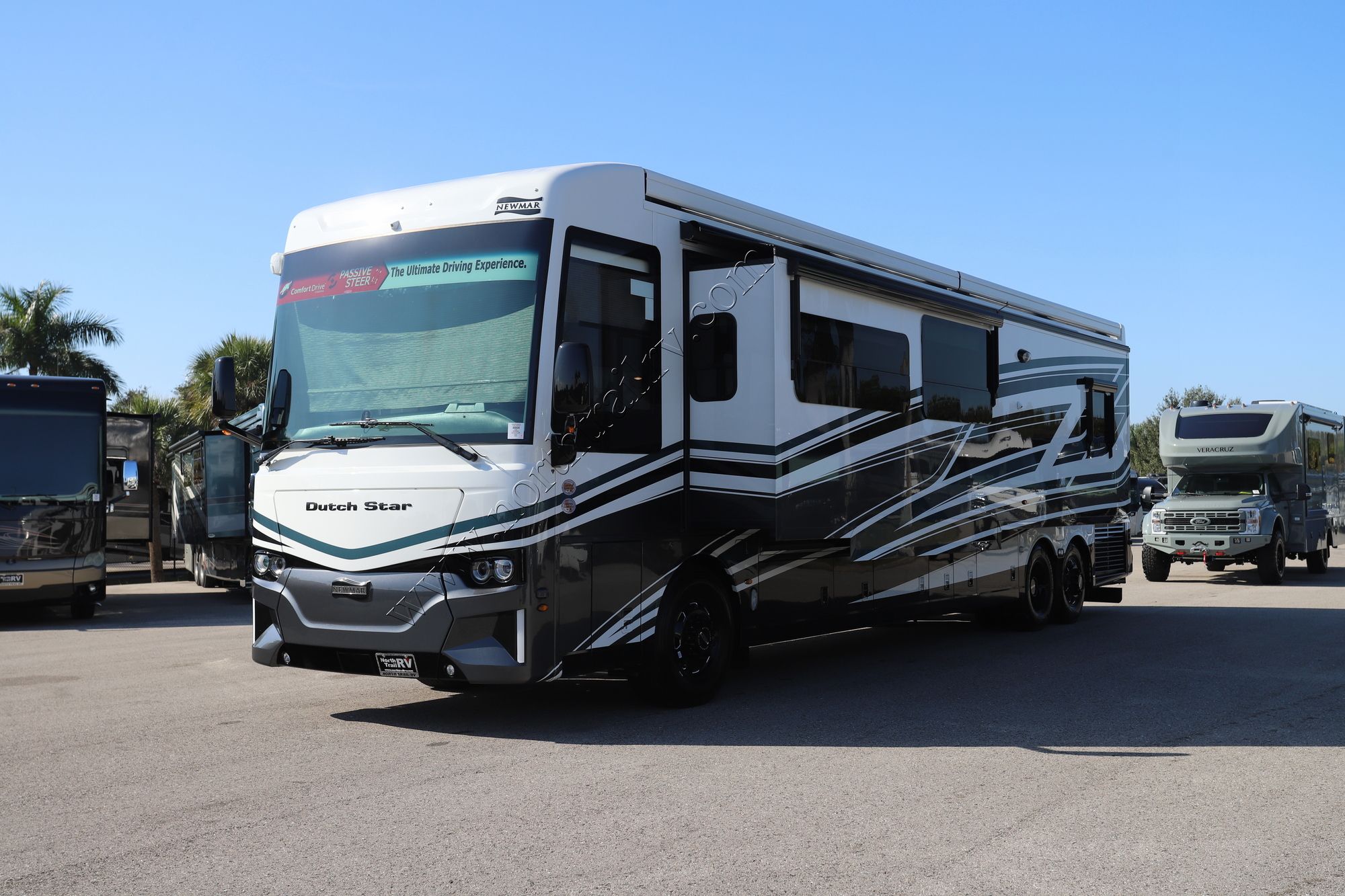 New 2026 Newmar Dutch Star 4325 Class A  For Sale