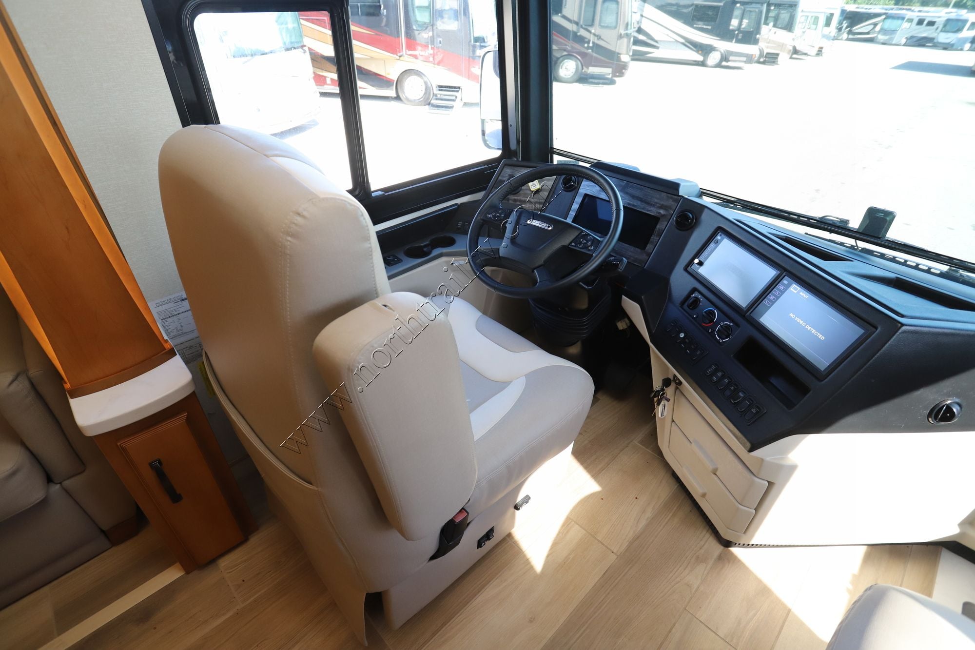 Used 2023 Newmar Dutch Star 3736 Class A  For Sale