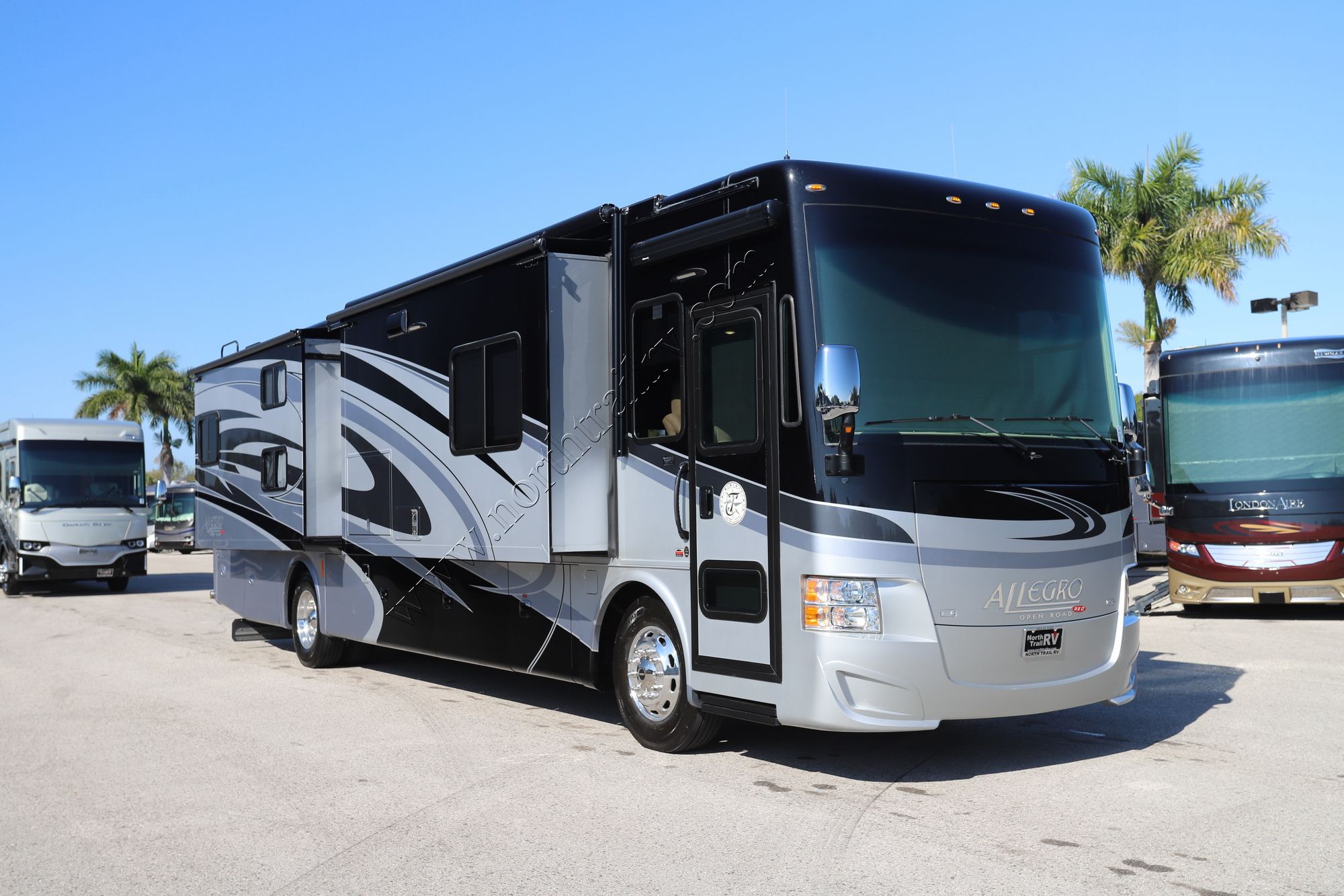 Used 2016 Tiffin Motor Homes Allegro Red 38QBA Class A  For Sale