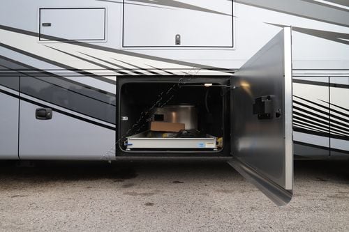 2026 Tiffin Motor Homes Phaeton 35CH