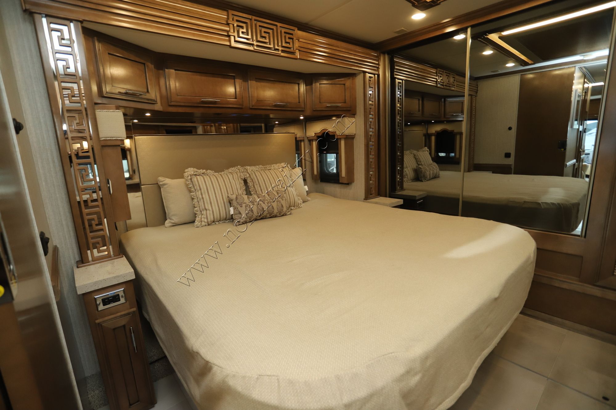 Used 2023 Newmar Ventana 3407 Class A  For Sale