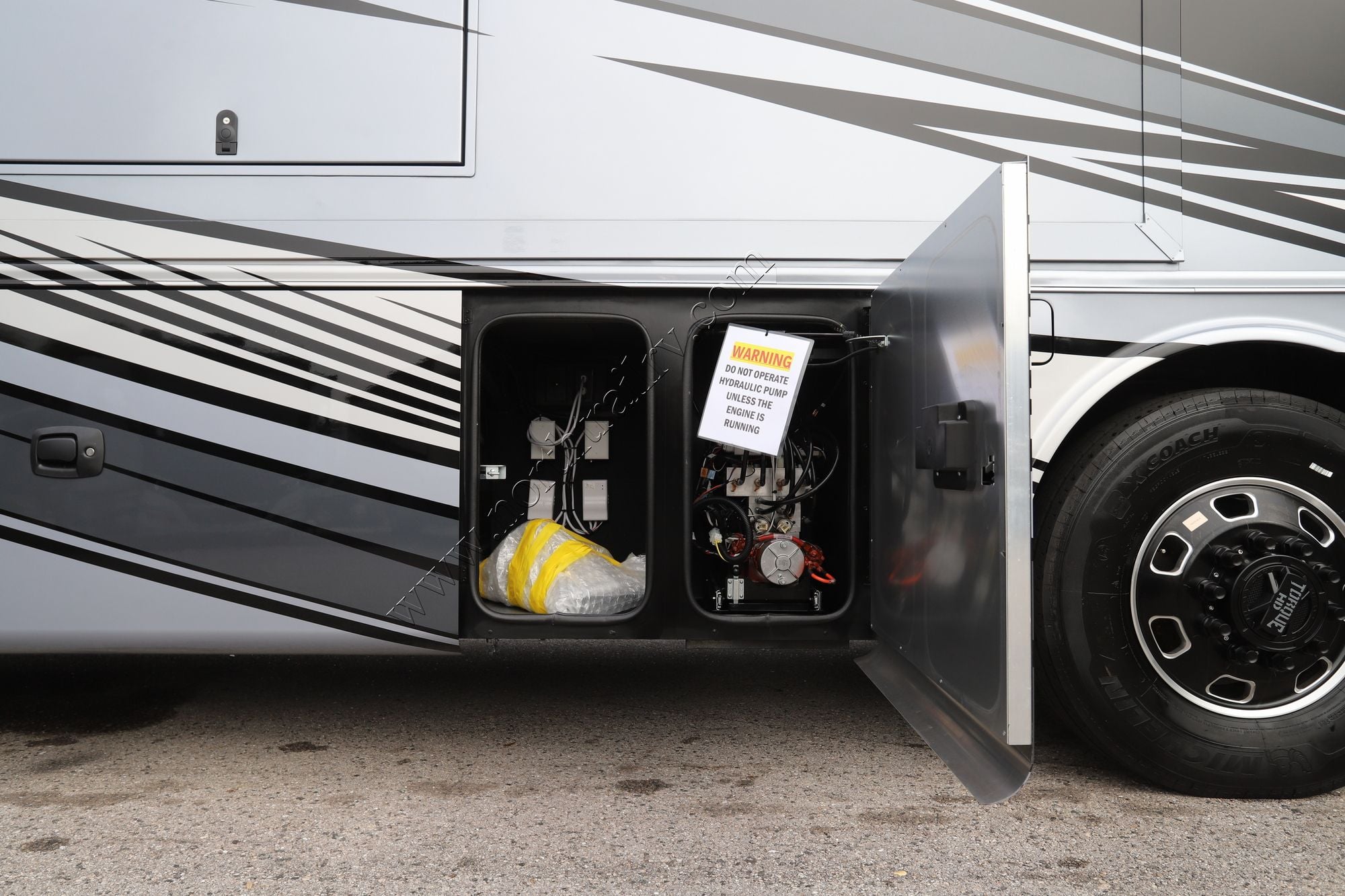 New 2026 Tiffin Motor Homes Phaeton 35CH Class A  For Sale