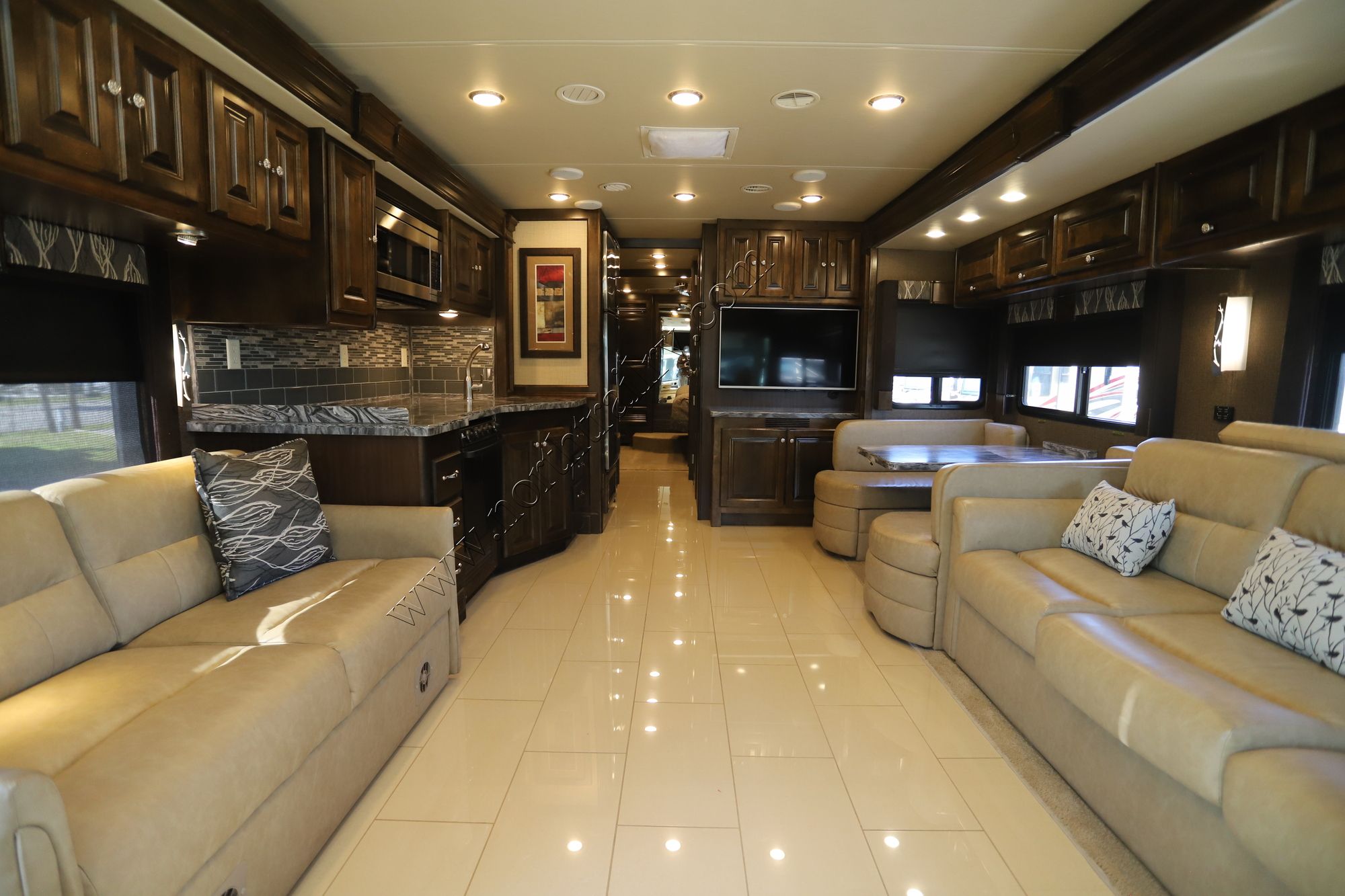 Used 2016 Tiffin Motor Homes Allegro Red 38QBA Class A  For Sale