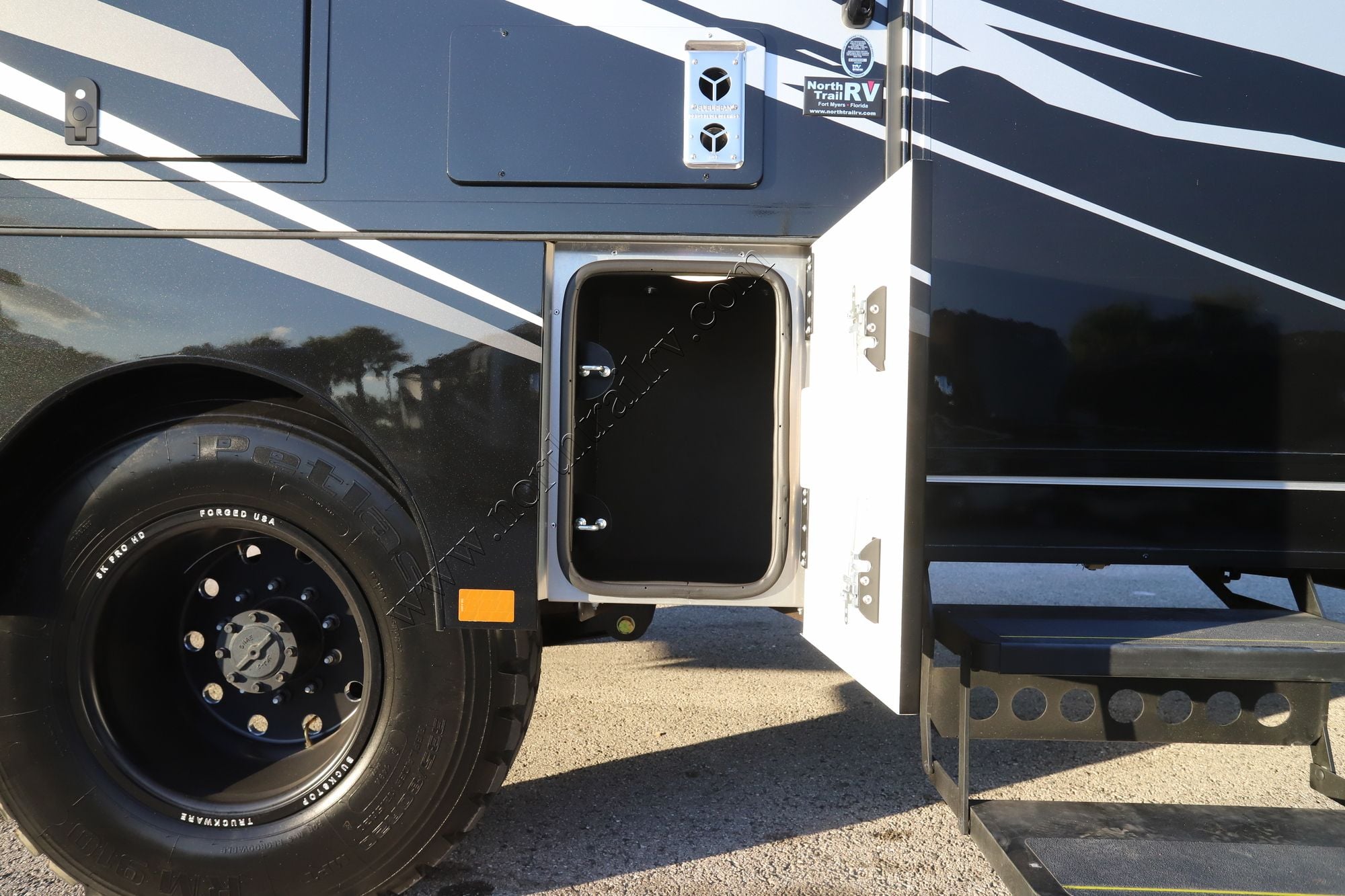 New 2026 Renegade Rv Veracruz 32VDS Super C  For Sale