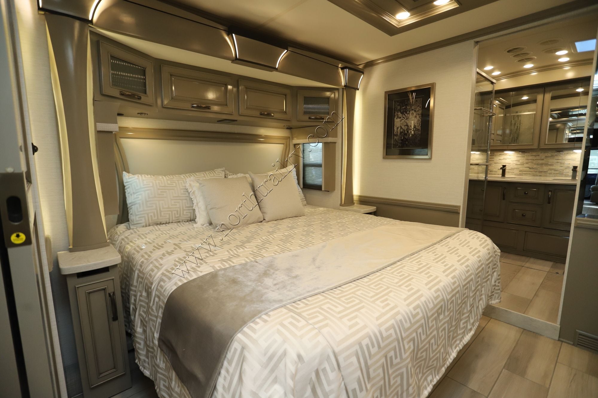 New 2026 Newmar Dutch Star 4325 Class A  For Sale