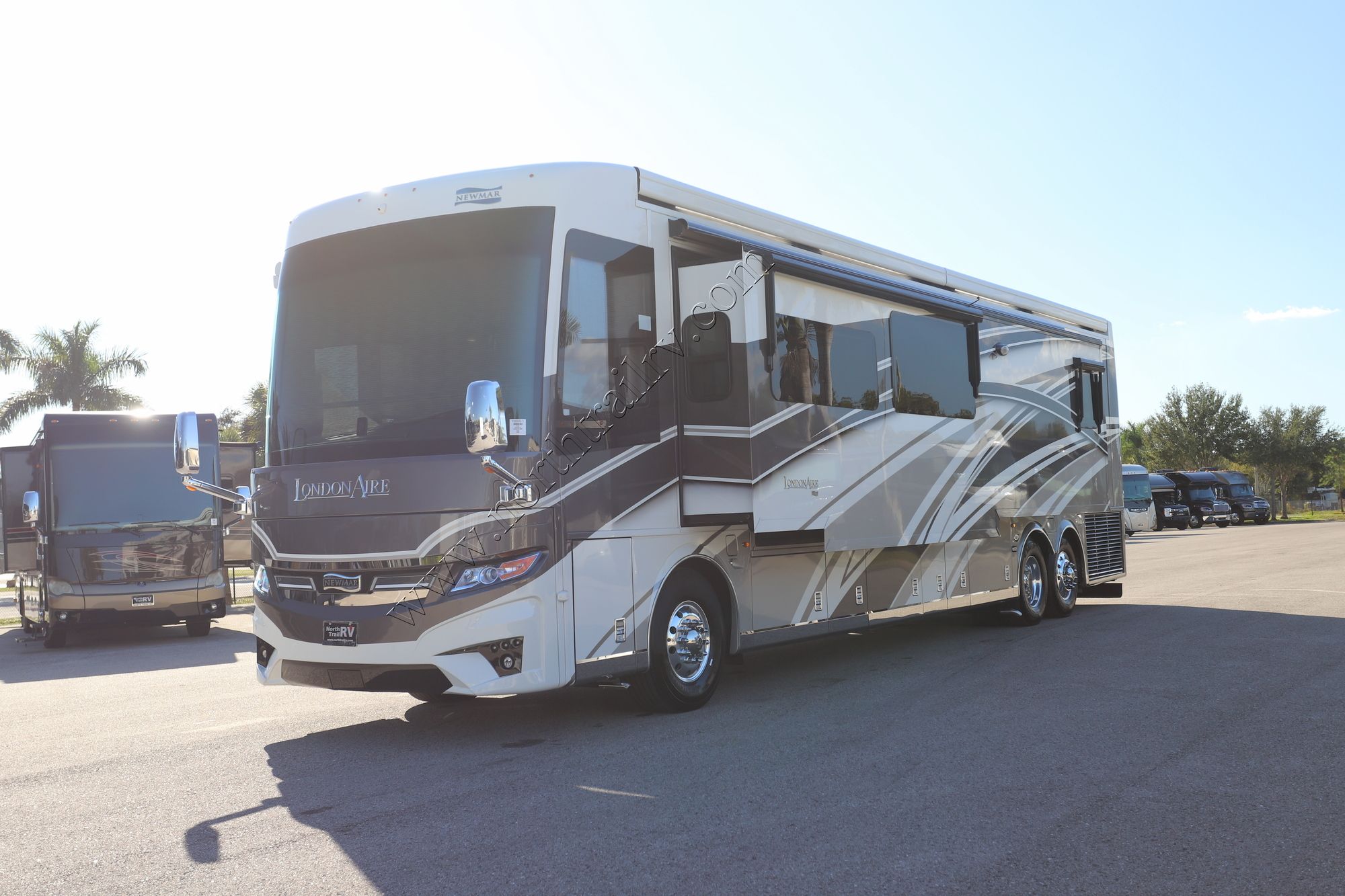 Used 2024 Newmar London Aire 4569 Class A  For Sale